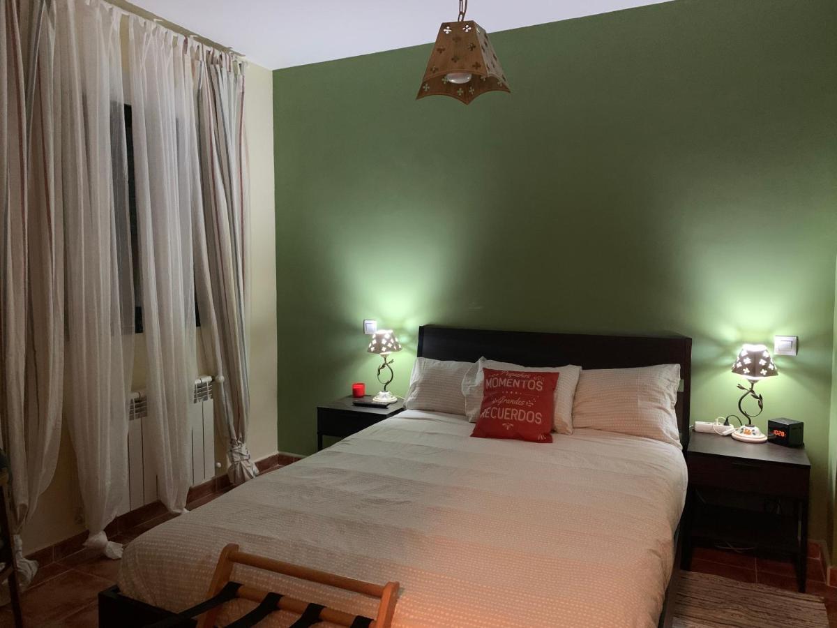 Chalet Pradonavas Navas de San Antonio エクステリア 写真