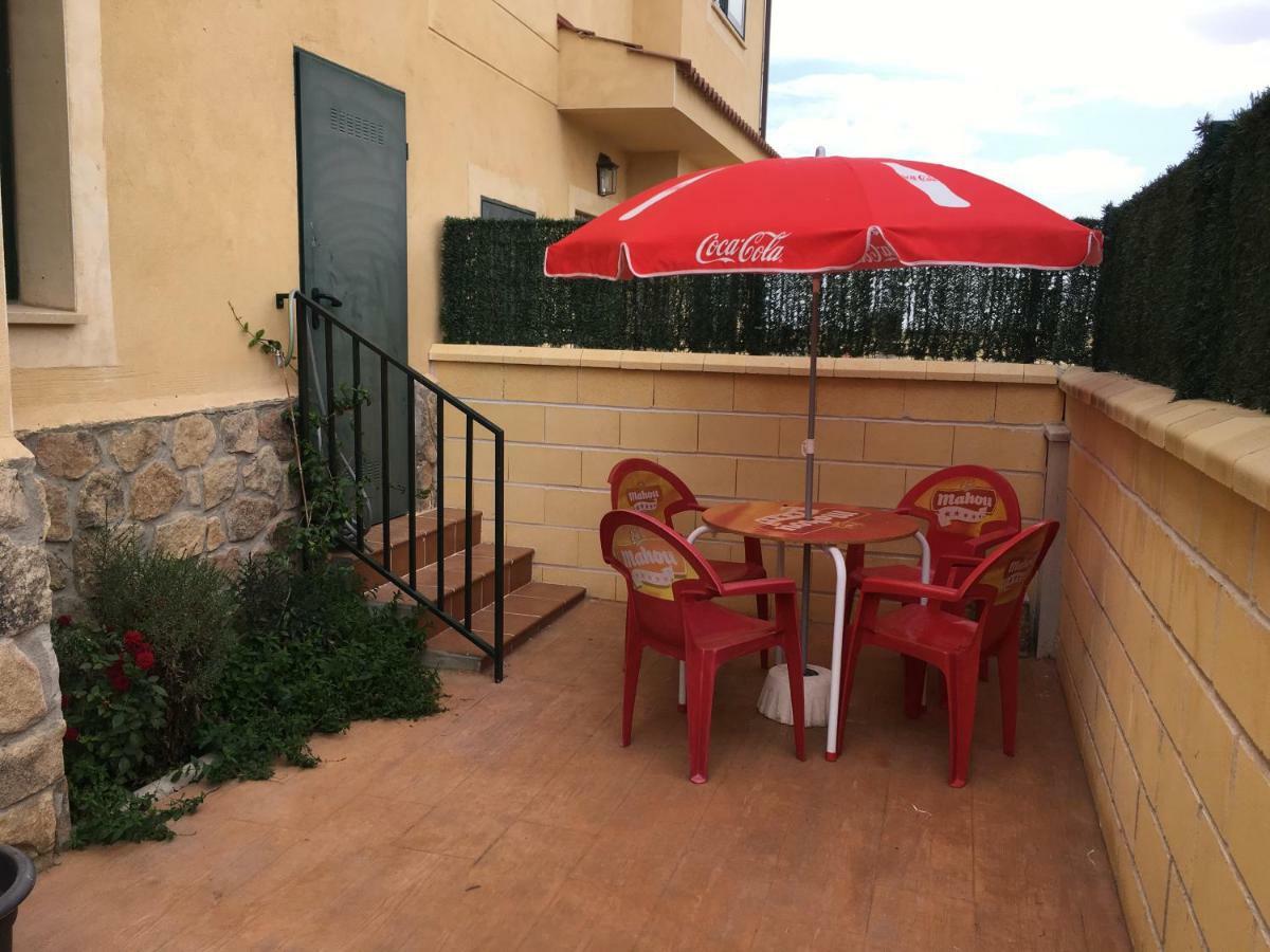 Chalet Pradonavas Navas de San Antonio エクステリア 写真